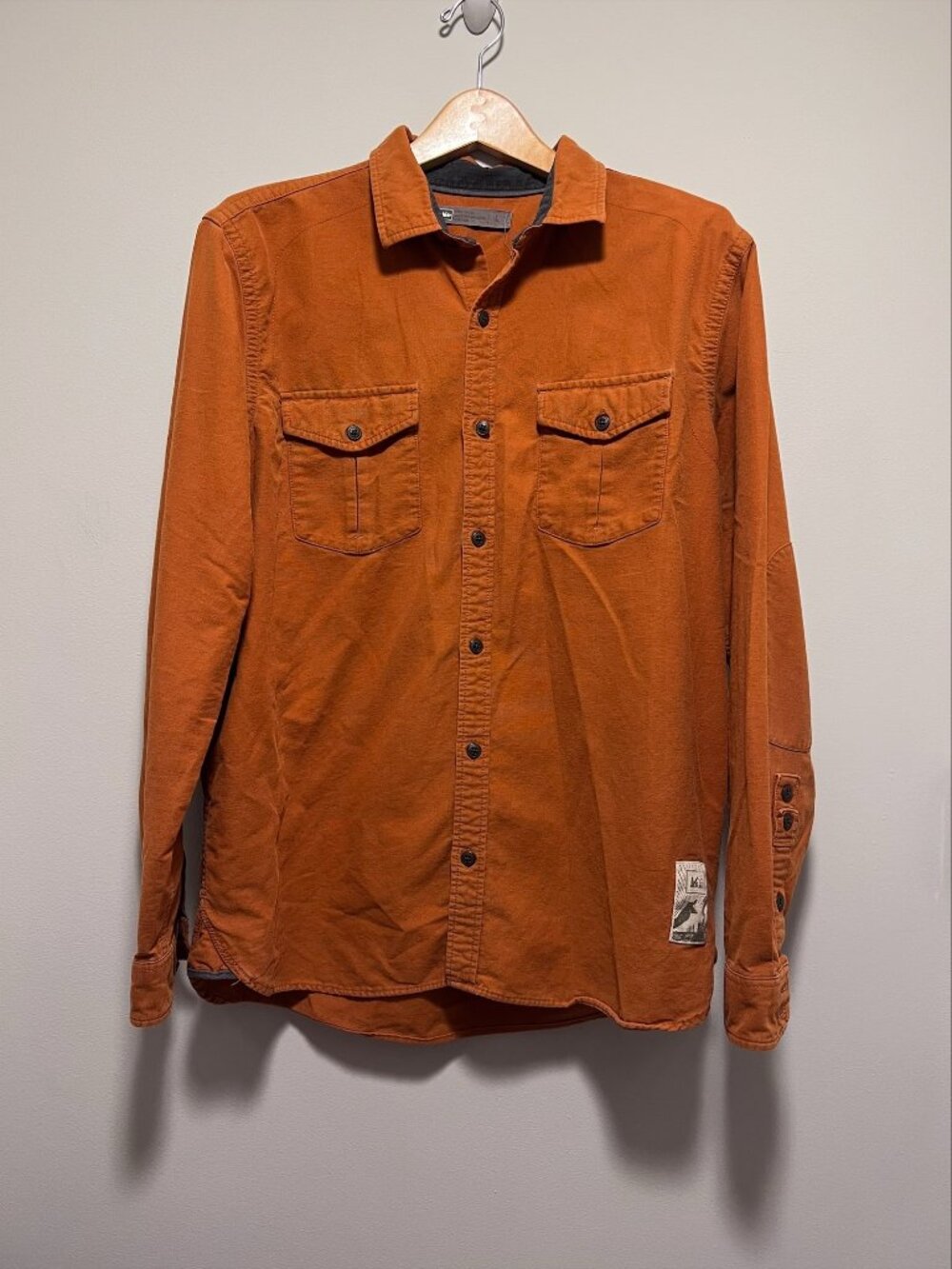 REI Women's Large Organic Cotton Burnt Orange Button Up Hiking Outdoor Shirt